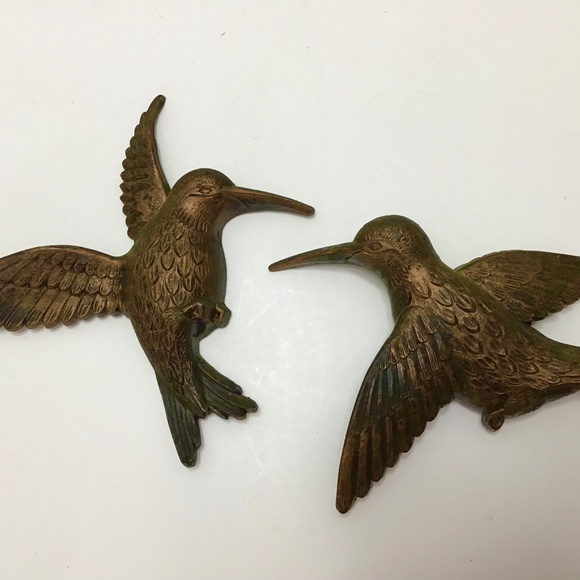 Vintage Hummingbird Wall Decor 2 Hanging Bird Garden Nature Home - Picture 1 of 7